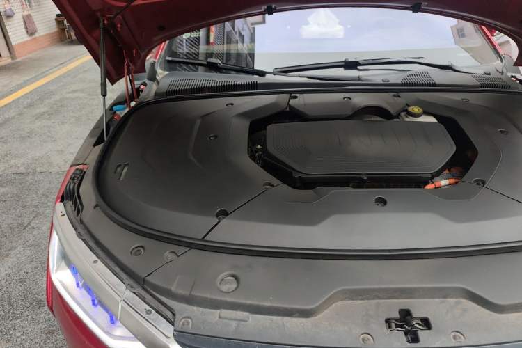 Used BYD Han 2020 DM Four-Wheel Drive Performance Edition Prestige Model Engine Bay Right