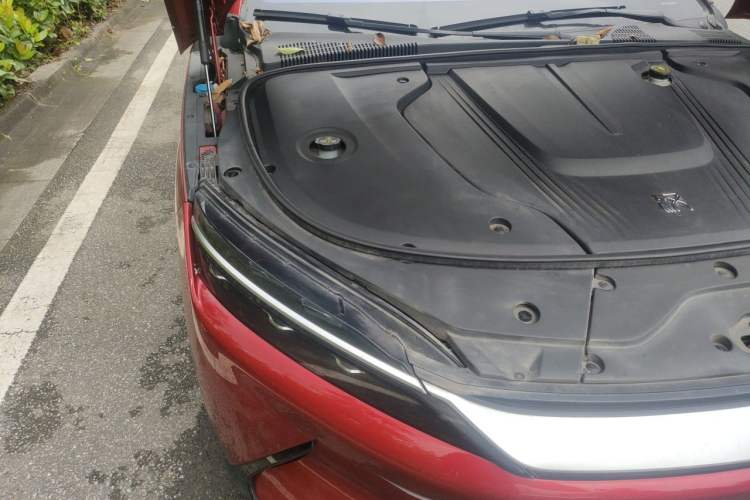 Used BYD Han 2020 EV Long-Range Deluxe Model Engine Bay Right