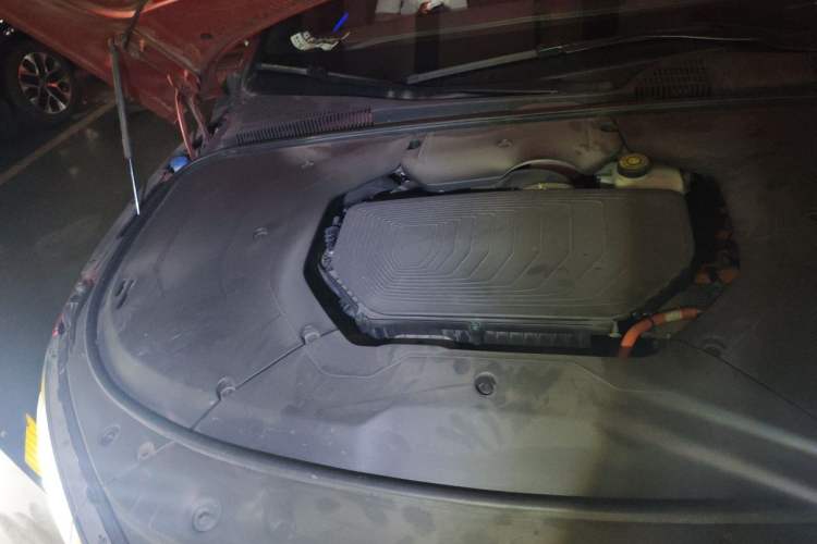 Used BYD Han 2020 DM Four-Wheel Drive Performance Edition Prestige Model Engine Bay Right