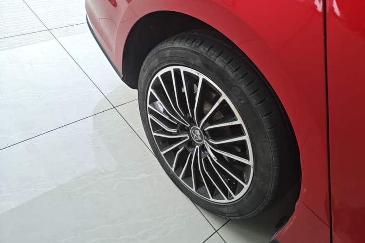 Used BYD Han 2020 DM Four-Wheel Drive Performance Edition Prestige Model Exterior 2