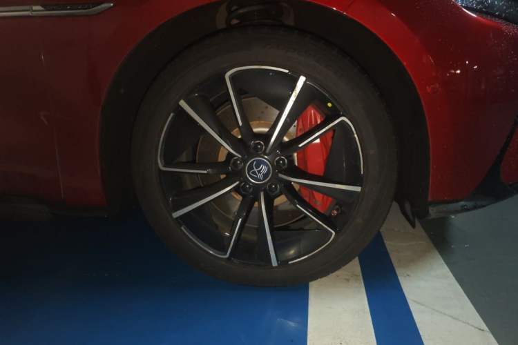 Used BYD Han 2020 EV Four-Wheel Drive High-Performance Flagship Model Exterior 7