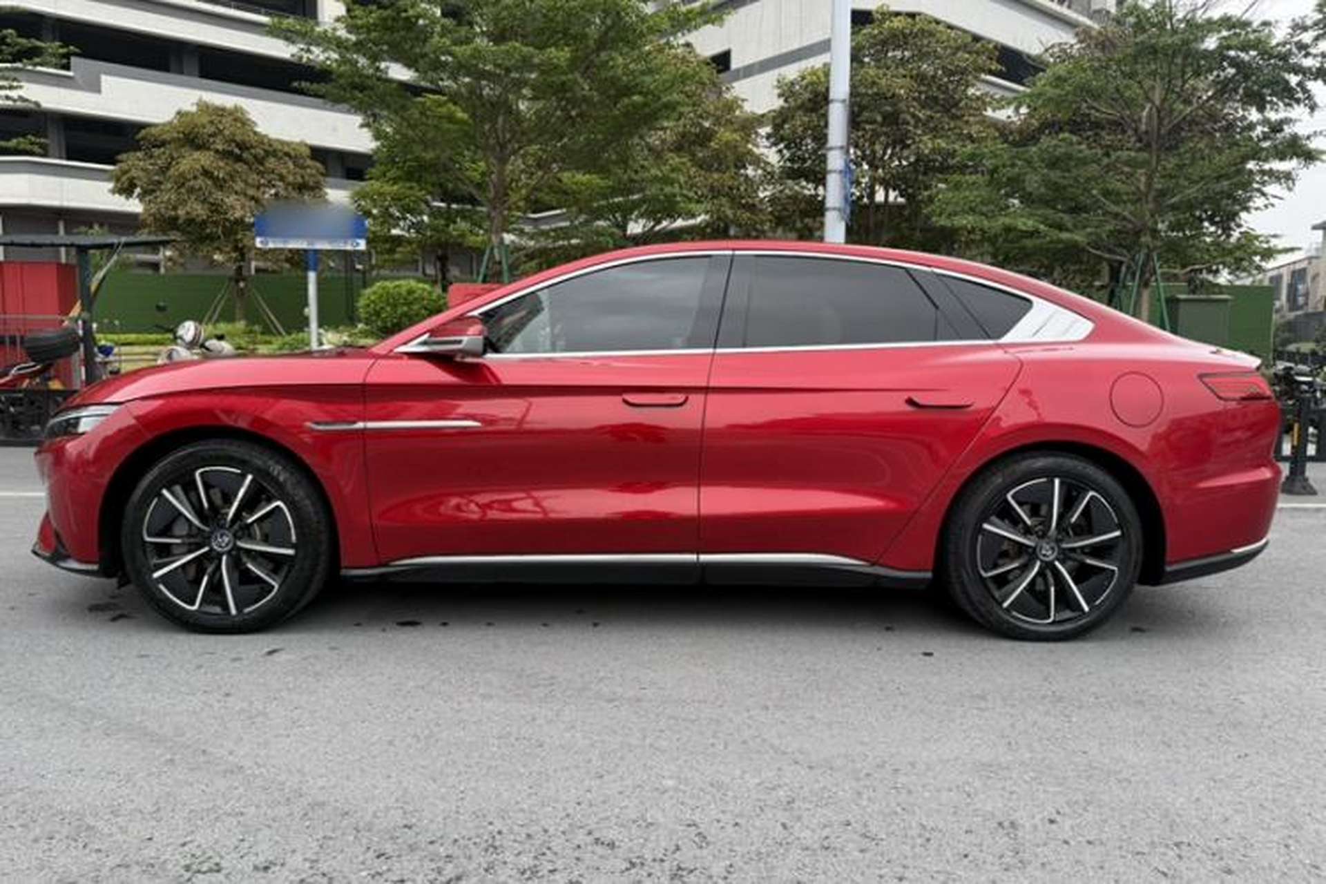 Used BYD Han 2020 EV Four-Wheel Drive High-Performance Flagship Model Exterior 9