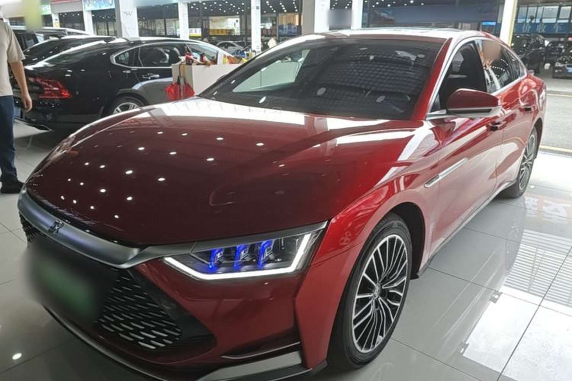 Used BYD Han 2020 DM Four-Wheel Drive Performance Edition Prestige Model Front Left 45 Deg