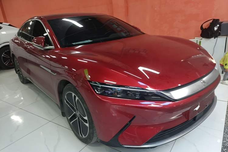 Used BYD Han 2020 EV Long-Range Deluxe Model Front Right 45 Deg