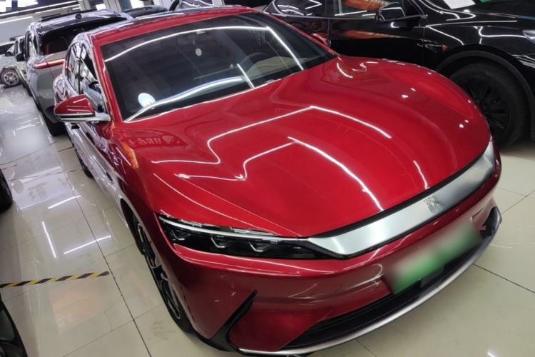 Used BYD Han 2020 EV Four-Wheel Drive High-Performance Flagship Model Front Right 45 Deg