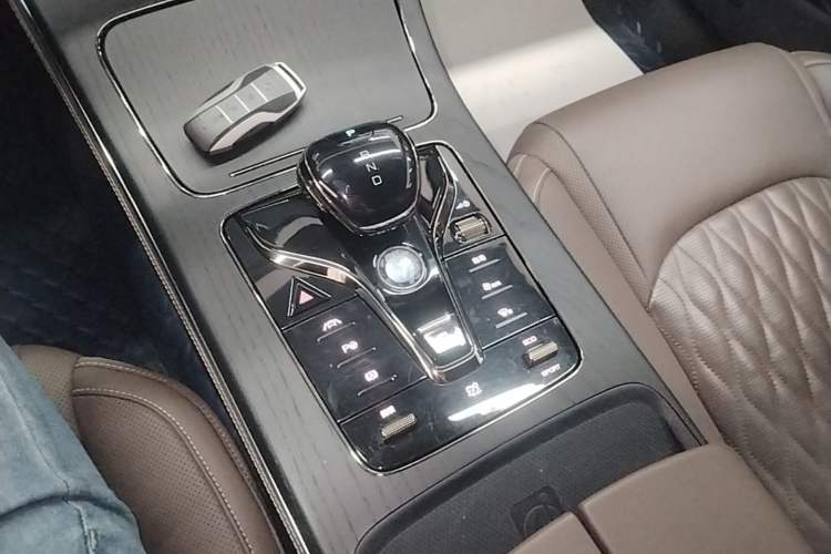 Used BYD Han 2020 EV Long-Range Deluxe Model Gear Lever