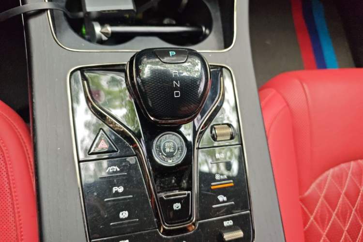Used BYD Han 2020 EV Four-Wheel Drive High-Performance Flagship Model Gear Lever