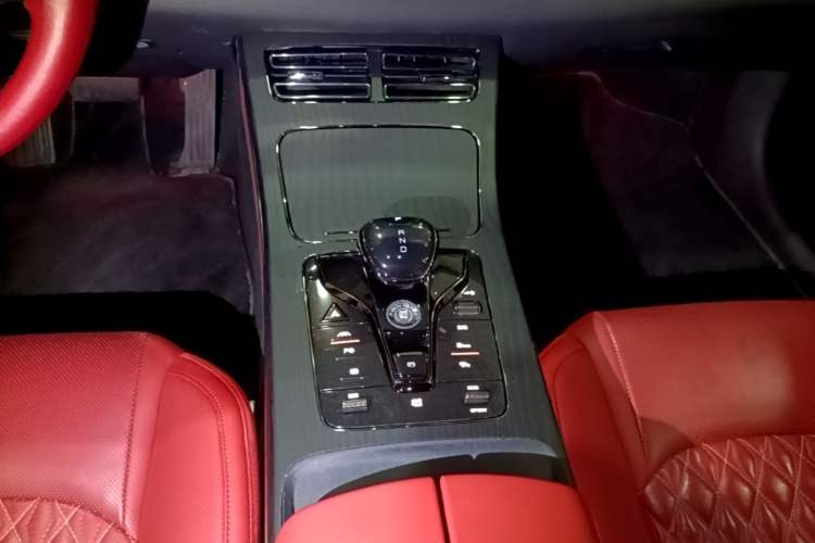 Used BYD Han 2020 EV Four-Wheel Drive High-Performance Flagship Model Gear Lever