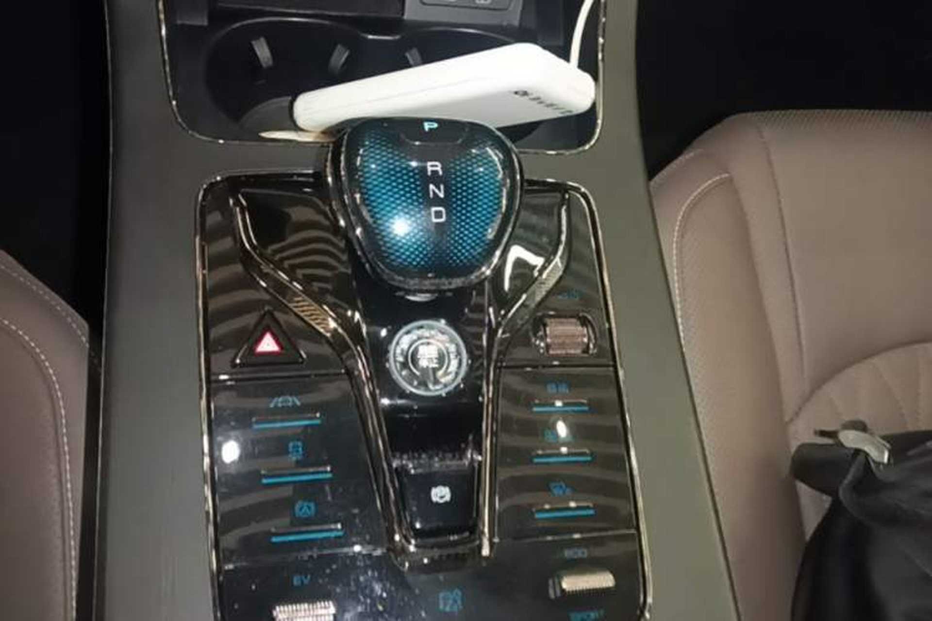 Used BYD Han 2020 DM Four-Wheel Drive Performance Edition Prestige Model Gear Lever