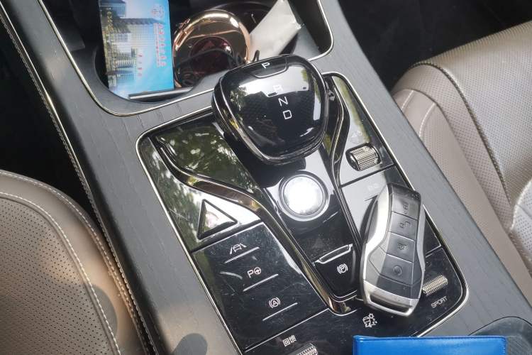 Used BYD Han 2020 EV Four-Wheel Drive High-Performance Flagship Model Gear Lever