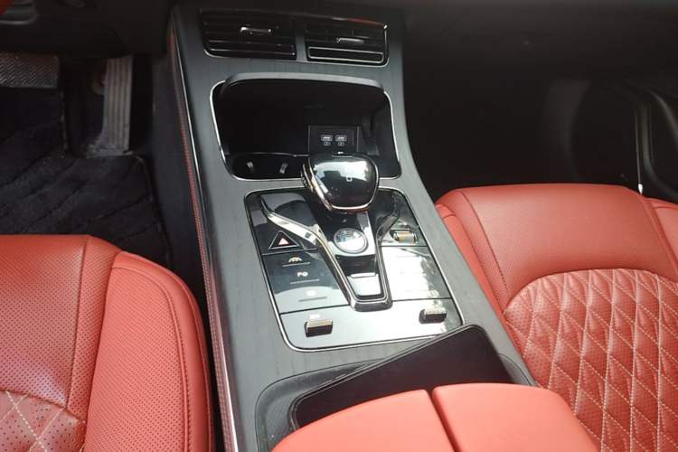 Used BYD Han 2020 EV Four-Wheel Drive High-Performance Flagship Model Gear Lever