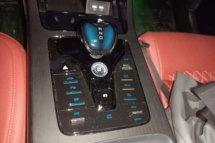 Used BYD Han 2020 EV Four-Wheel Drive High-Performance Flagship Model Gear Lever