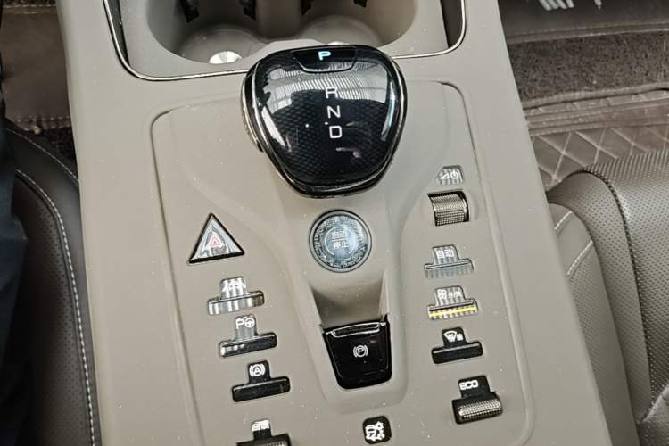 Used BYD Han 2020 EV Four-Wheel Drive High-Performance Flagship Model Gear Lever