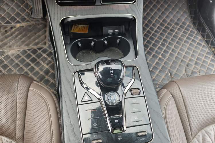 Used BYD Han 2020 DM Four-Wheel Drive Performance Edition Luxury Model Gear Lever