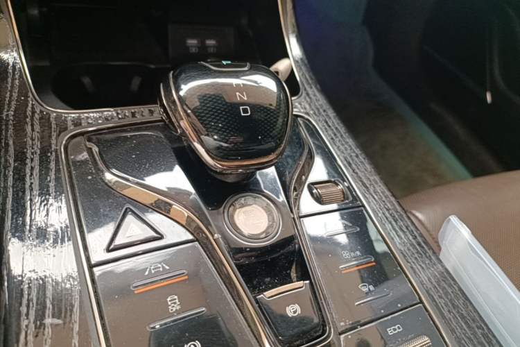 Used BYD Han 2020 DM Four-Wheel Drive Performance Edition Prestige Model Gear Lever