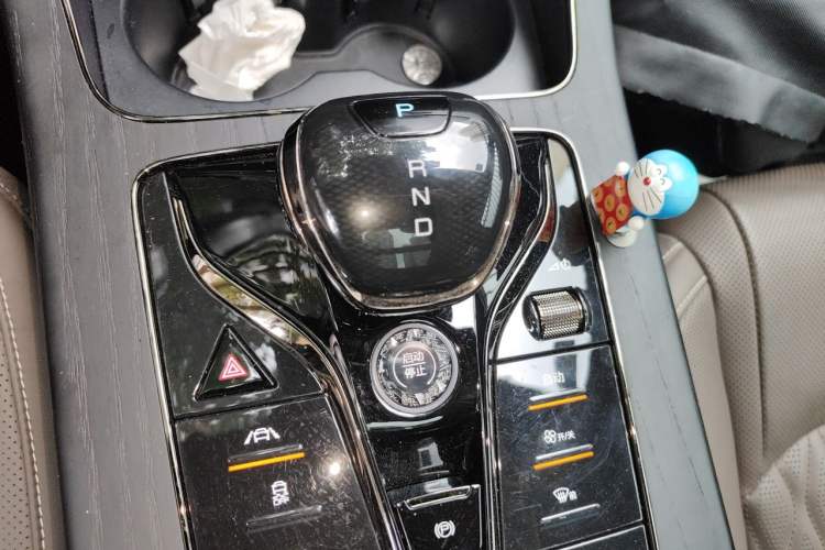 Used BYD Han 2020 DM Four-Wheel Drive Performance Edition Prestige Model Gear Lever
