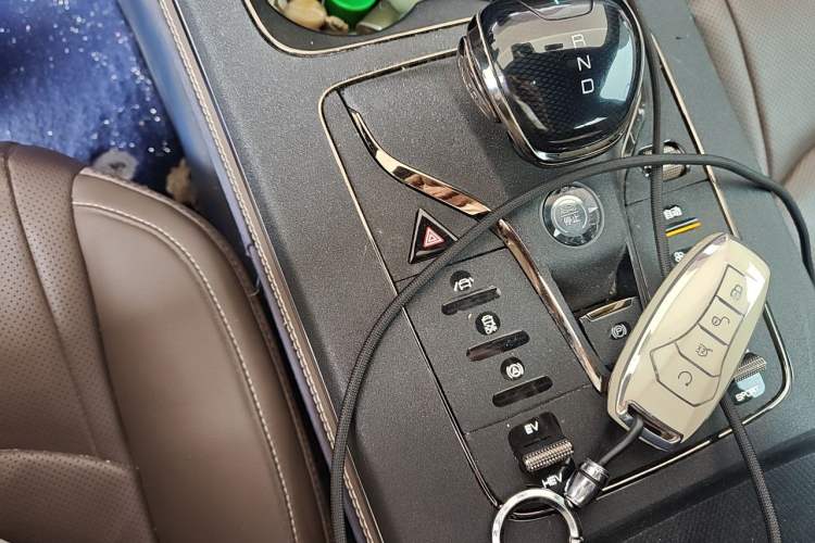 Used BYD Han 2020 DM Four-Wheel Drive Performance Edition Luxury Model Gear Lever