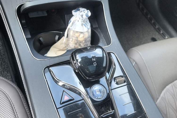 Used BYD Han 2020 EV Long-Range Deluxe Model Gear Lever