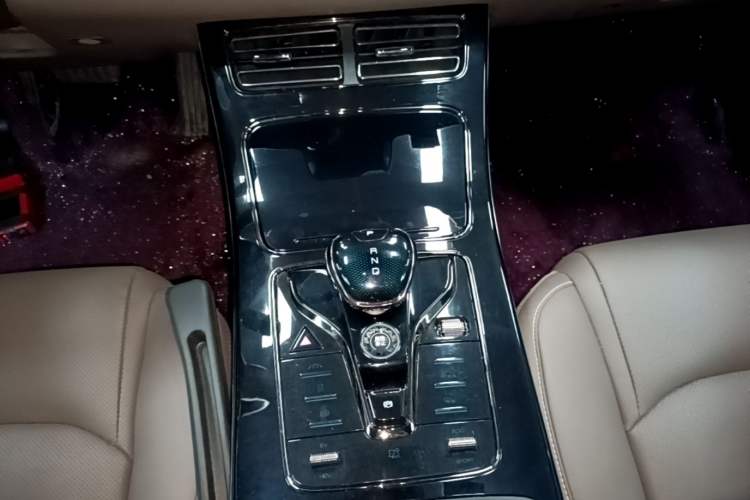 Used BYD Han 2020 DM Four-Wheel Drive Performance Edition Luxury Model Gear Lever