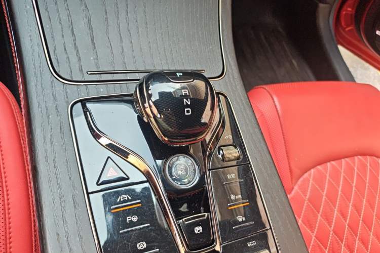 Used BYD Han 2020 EV Four-Wheel Drive High-Performance Flagship Model Gear Lever