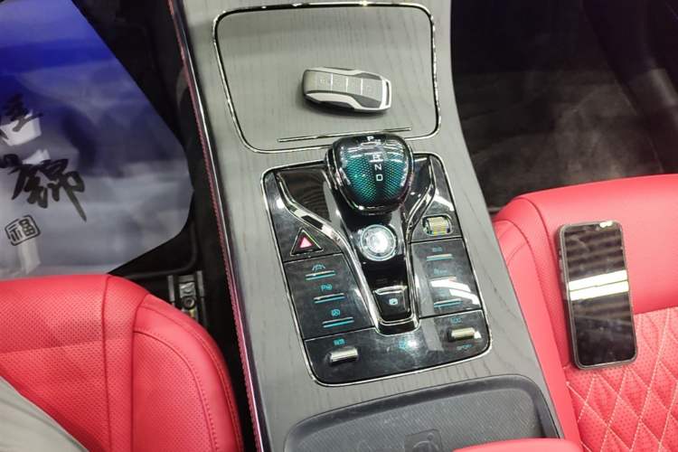 Used BYD Han 2020 EV Four-Wheel Drive High-Performance Flagship Model Gear Lever