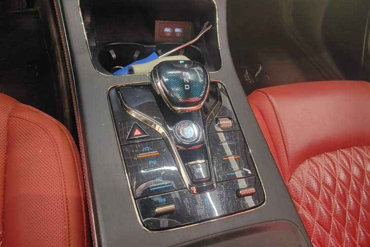 Used BYD Han 2020 EV Four-Wheel Drive High-Performance Flagship Model Gear Lever