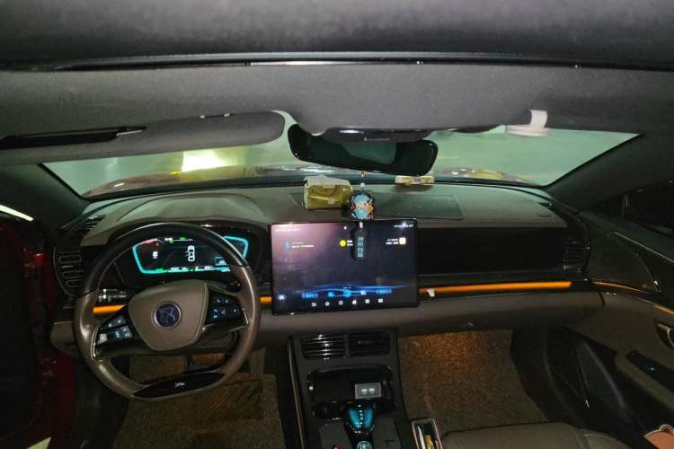 Used BYD Han 2020 DM Four-Wheel Drive Performance Edition Prestige Model Headliner