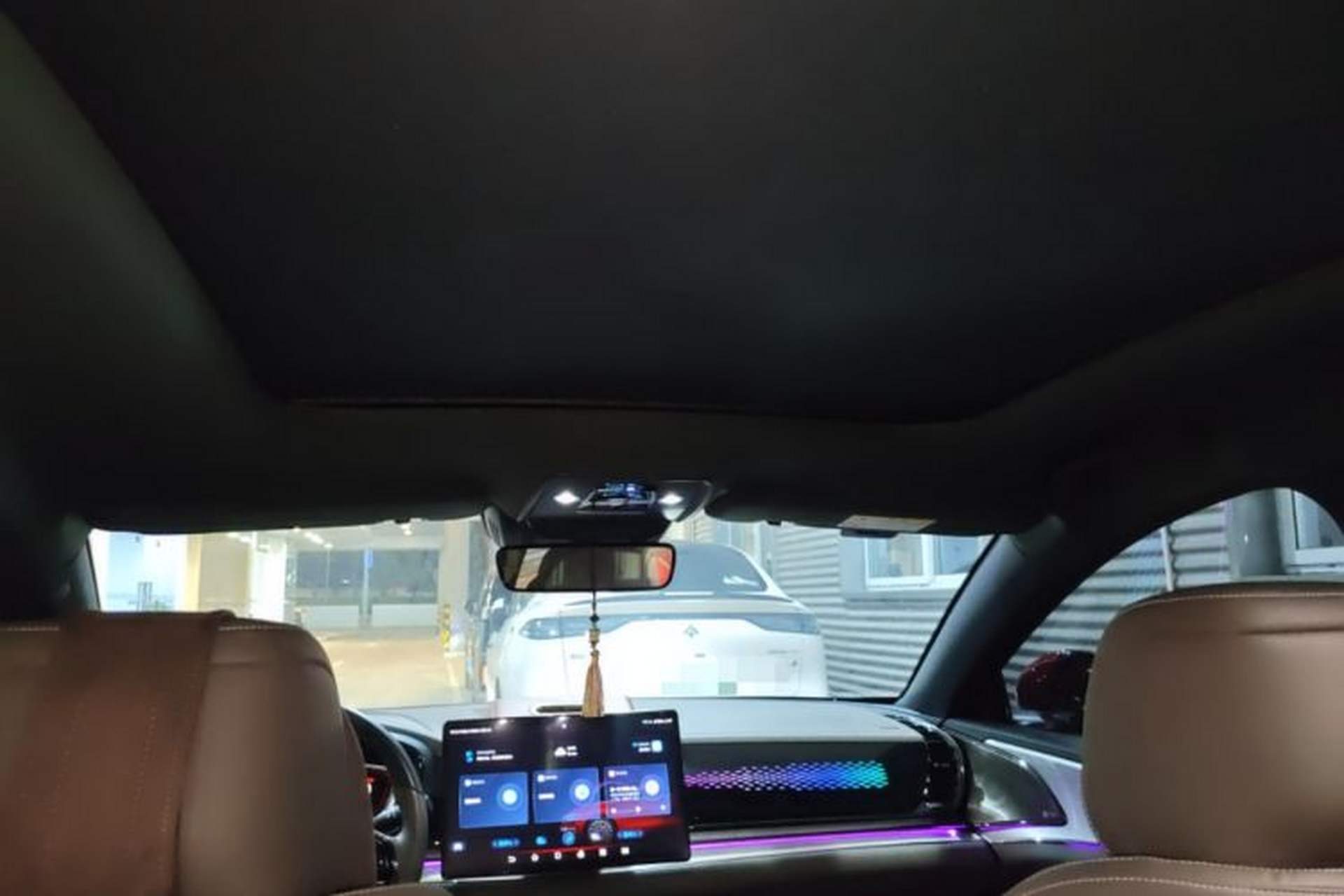 Used BYD Han 2020 DM Four-Wheel Drive Performance Edition Prestige Model Headliner