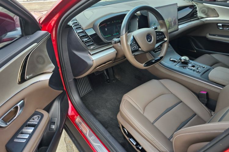 Used BYD Han 2020 EV Long-Range Luxury Model Interior 1