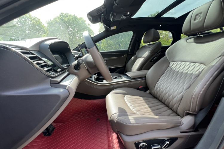 Used BYD Han 2020 DM Four-Wheel Drive Performance Edition Prestige Model Interior 2