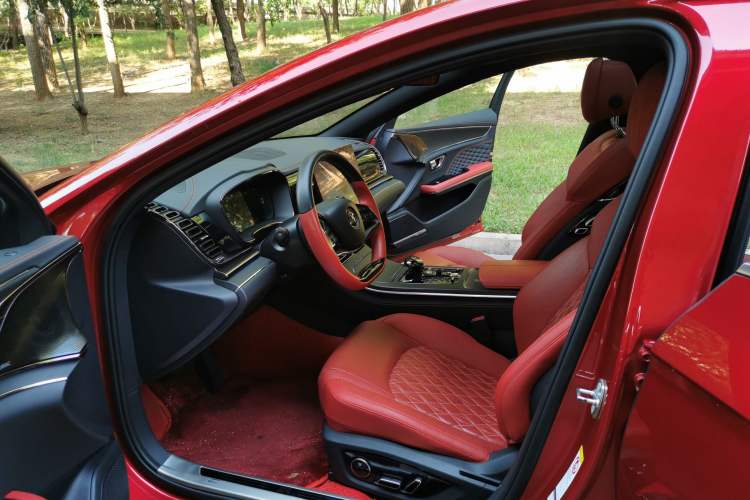 Used BYD Han 2020 EV Four-Wheel Drive High-Performance Flagship Model Interior 5