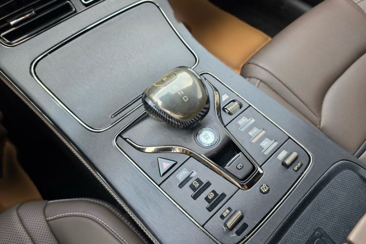 Used BYD Han 2020 EV Long-Range Luxury Model Interior 6