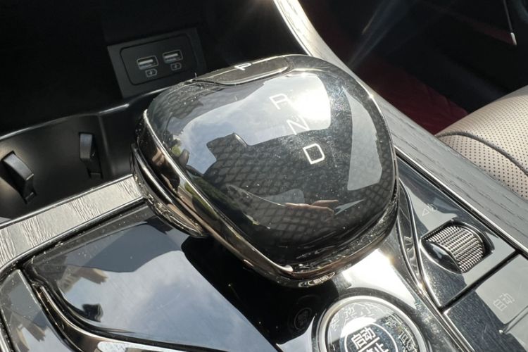 Used BYD Han 2020 DM Four-Wheel Drive Performance Edition Prestige Model Interior 6