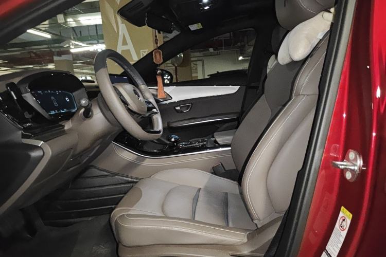 Used BYD Han 2020 DM Four-Wheel Drive Performance Edition Luxury Model Left Front Seat