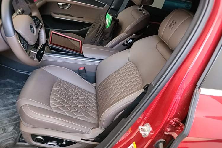 Used BYD Han 2020 EV Four-Wheel Drive High-Performance Flagship Model Left Front Seat