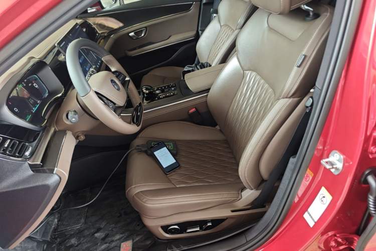 Used BYD Han 2020 EV Four-Wheel Drive High-Performance Flagship Model Left Front Seat
