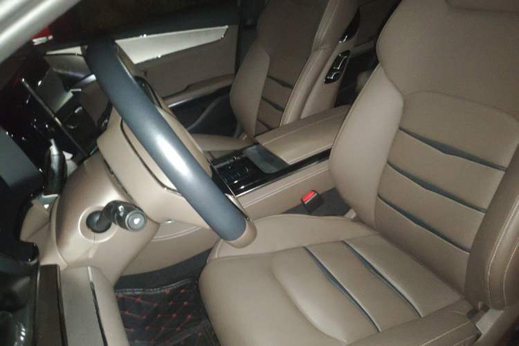 Used BYD Han 2020 DM Four-Wheel Drive Performance Edition Luxury Model Left Front Seat