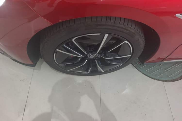 Used BYD Han 2020 EV Four-Wheel Drive High-Performance Flagship Model Left Front Wheel Hub