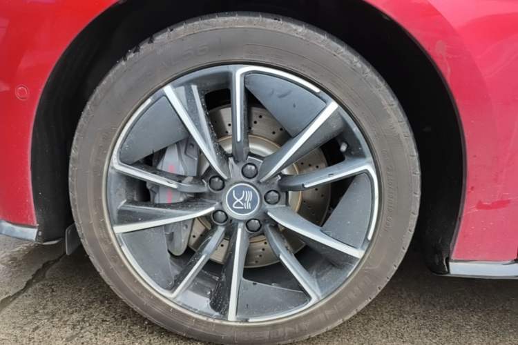 Used BYD Han 2020 EV Four-Wheel Drive High-Performance Flagship Model Left Front Wheel Hub