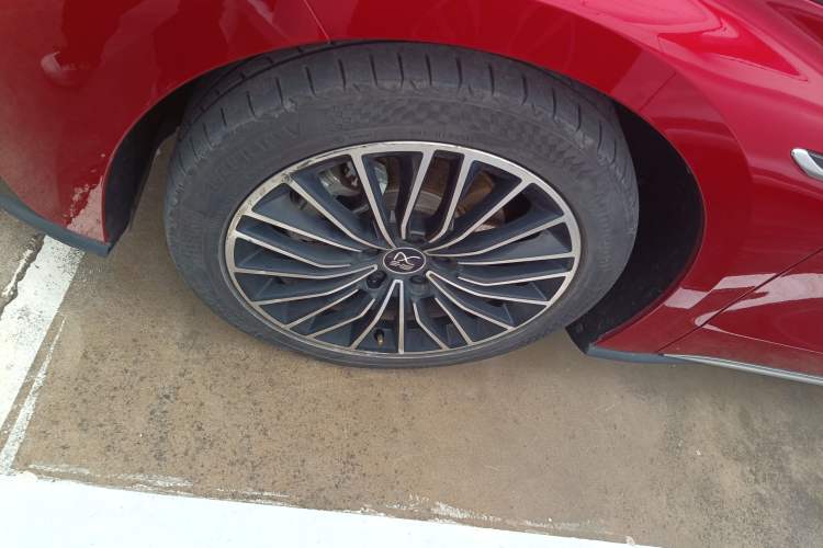 Used BYD Han 2020 EV Long-Range Luxury Model Left Front Wheel Hub