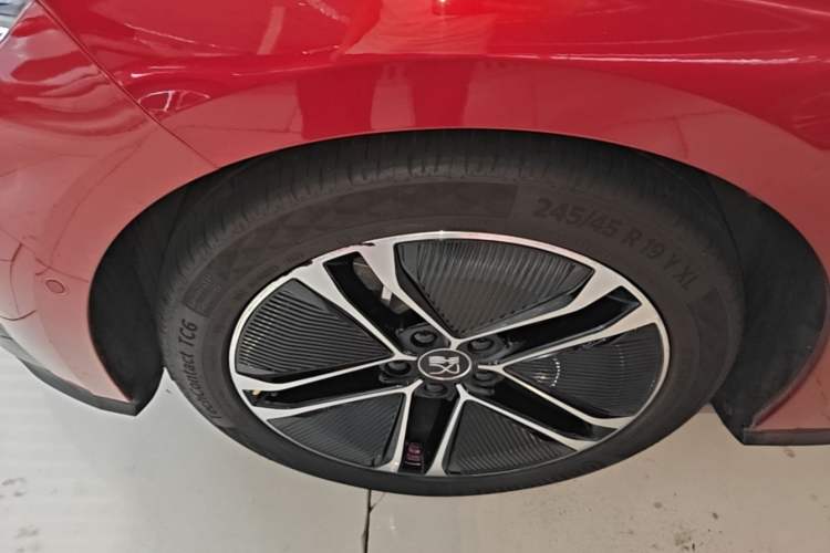 Used BYD Han 2020 EV Long-Range Deluxe Model Left Front Wheel Hub