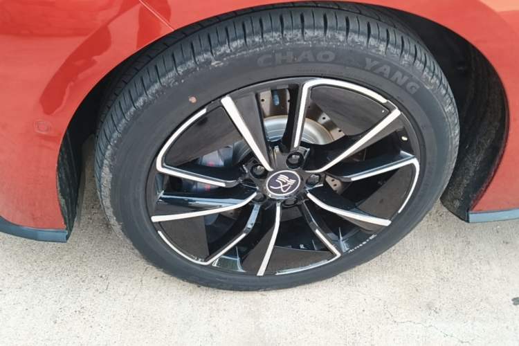 Used BYD Han 2020 EV Four-Wheel Drive High-Performance Flagship Model Left Front Wheel Hub