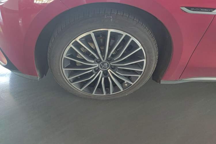 Used BYD Han 2020 EV Long-Range Luxury Model Left Front Wheel Hub