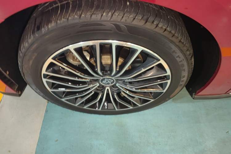 Used BYD Han 2020 DM Four-Wheel Drive Performance Edition Luxury Model Left Front Wheel Hub