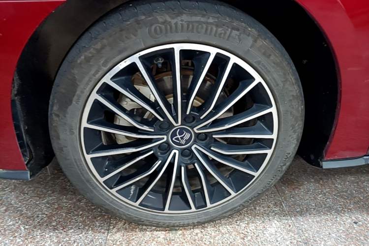 Used BYD Han 2020 DM Four-Wheel Drive Performance Edition Luxury Model Left Front Wheel Hub
