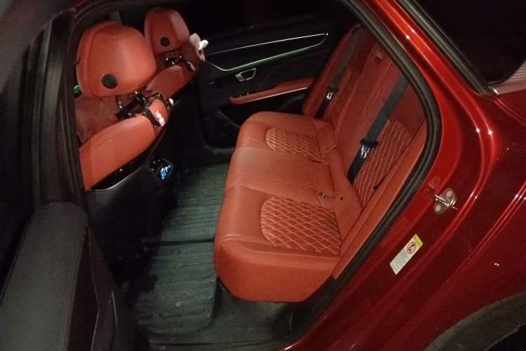 Used BYD Han 2020 EV Four-Wheel Drive High-Performance Flagship Model Left Rear Seat