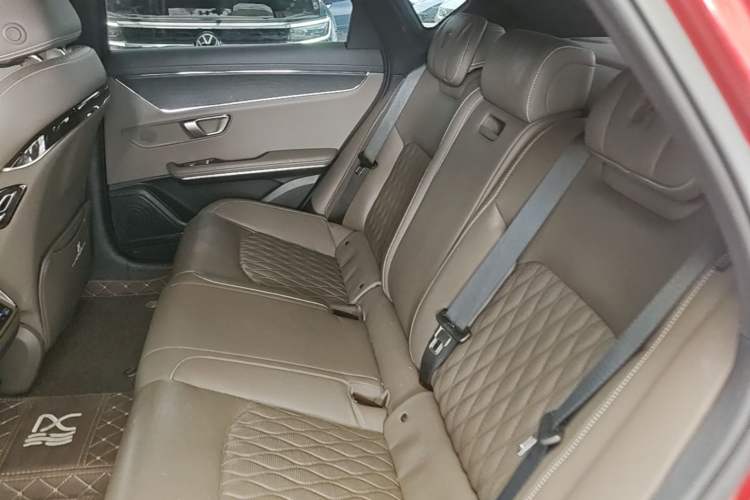 Used BYD Han 2020 EV Four-Wheel Drive High-Performance Flagship Model Left Rear Seat