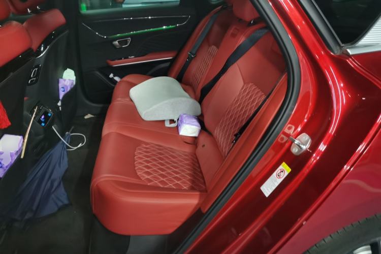 Used BYD Han 2020 EV Four-Wheel Drive High-Performance Flagship Model Left Rear Seat
