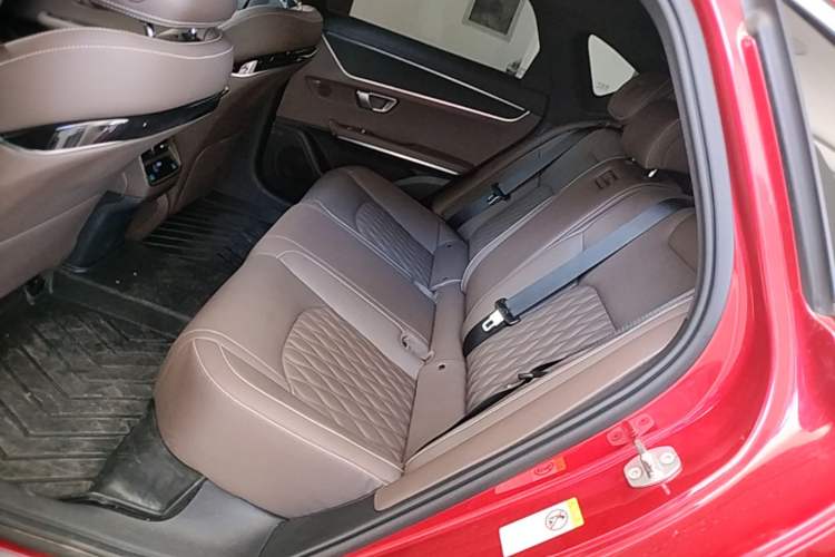 Used BYD Han 2020 EV Four-Wheel Drive High-Performance Flagship Model Left Rear Seat