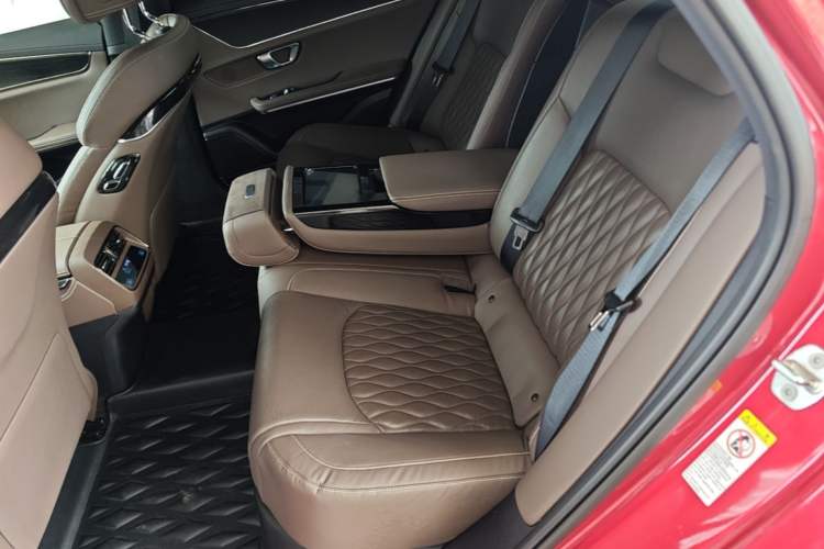 Used BYD Han 2020 EV Four-Wheel Drive High-Performance Flagship Model Left Rear Seat